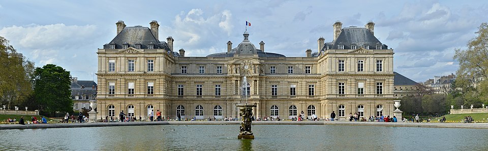 960px-Paris_Palais_du_Luxembourg_façade_s_printemps_2014 (1)