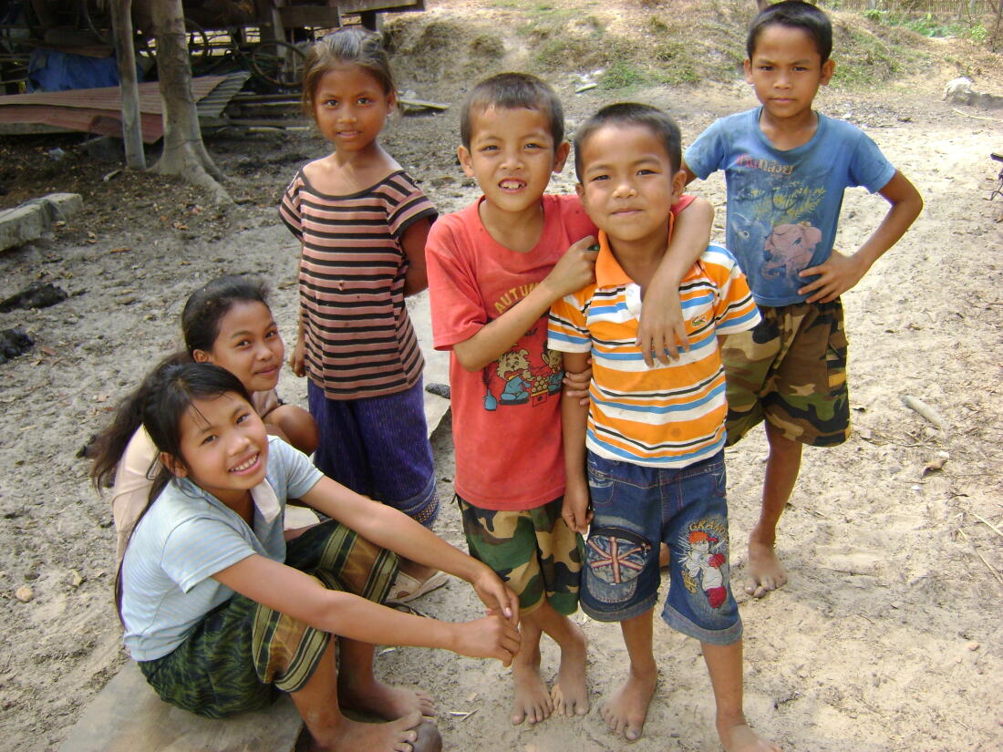 10_LAOS_Children_of_the_village-process-s1100x825